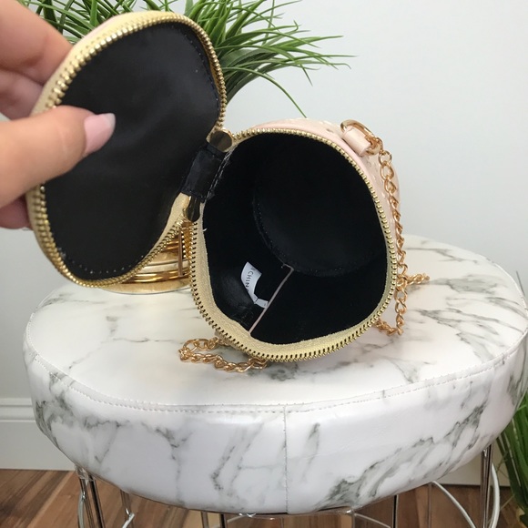 ‼️ Blush Ostrich Barrel Mini Purse Bag With Strap - Picture 6 of 8